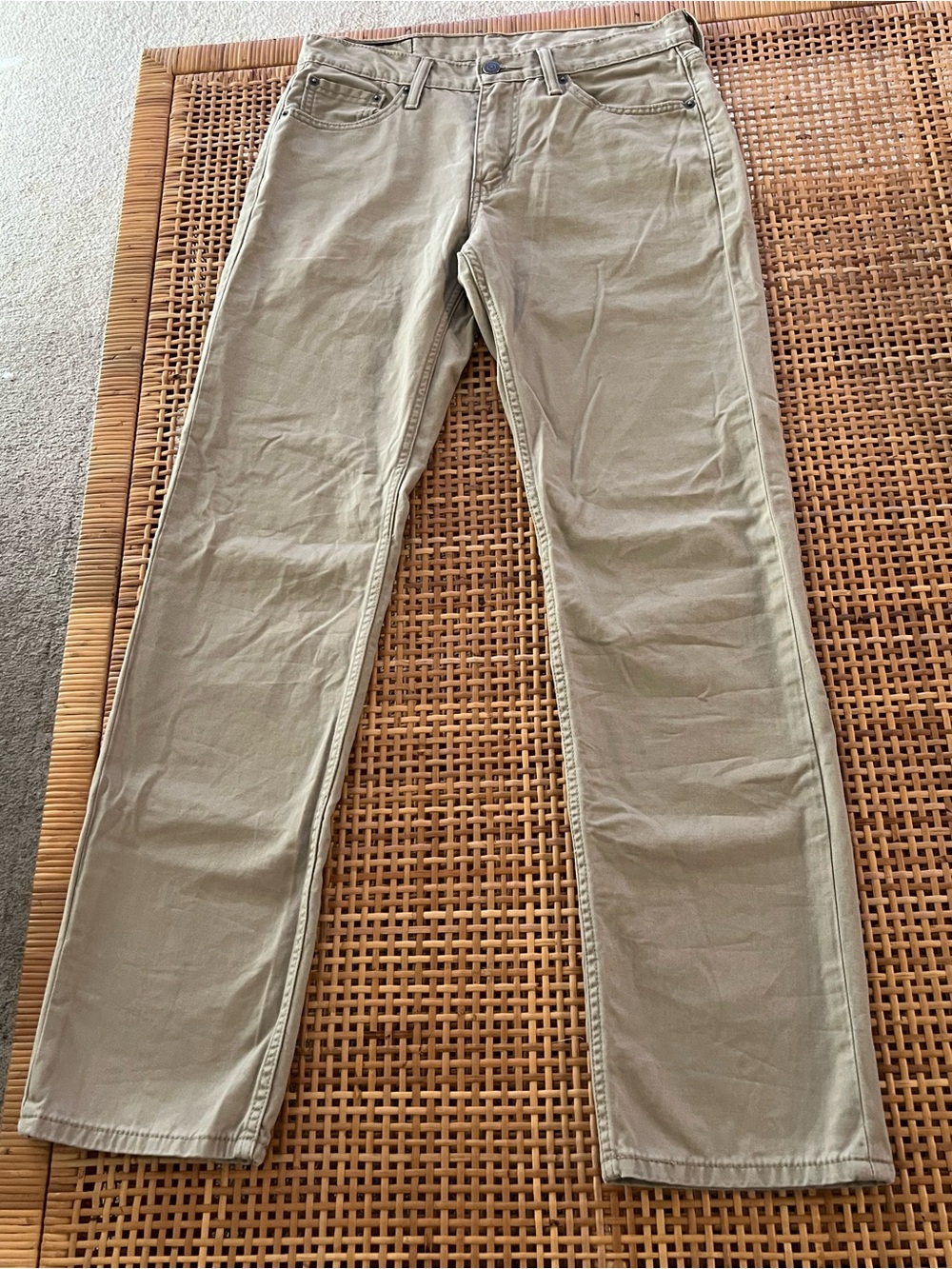 Men's Levi's 514 30x32 Light Khaki Straight Leg Chinos jeans